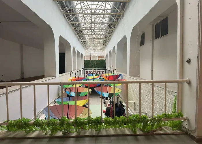 Apartamento Vitosha Blvd Spacious And Quiet In Gallery Sófia